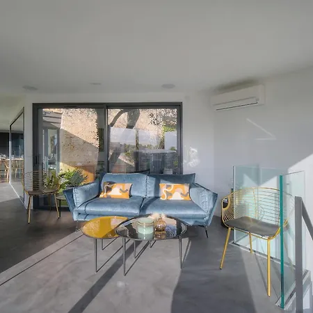 Immogroom - Superbe - Piscine - Vue - Parking - Clim Villa *